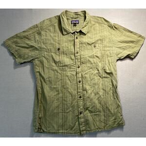 Patagonia Back Step Shirt Mens Large Green Regular Fit Short Sleeve Button-Up